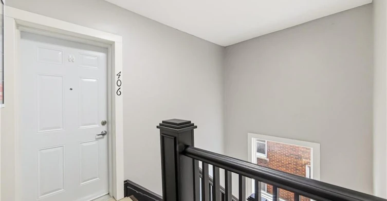 406-1544 King Street E, Hamilton, ON, L8K 1S9 - 3