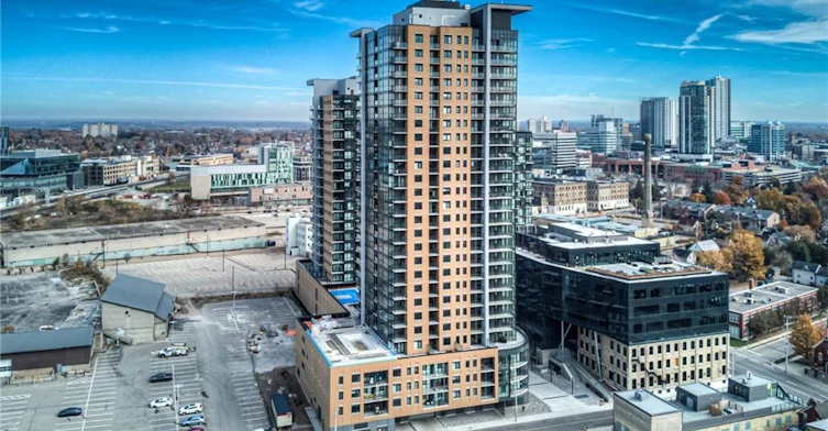 810-108 Garment Street, Kitchener, ON, N2G 0E2 - 2