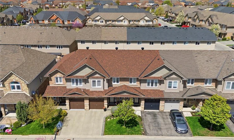 84 Periwinkle Drive