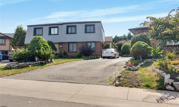 40 Yeoville Court