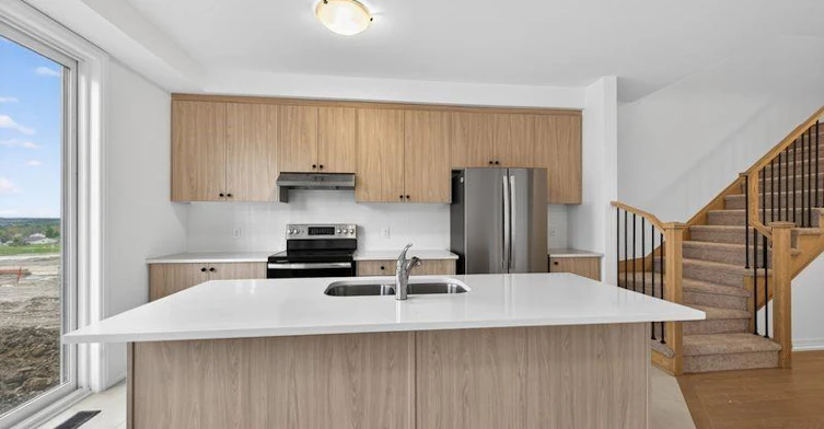 489 JACK WILFORD WAY Woodstock, Oxford Station, ON, N4S 0G7 - 9