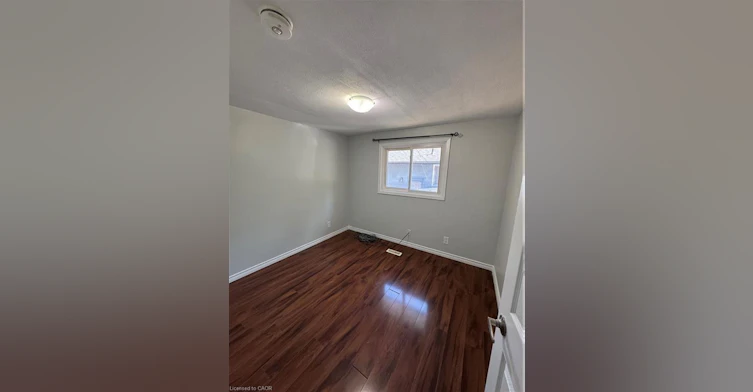 Upper-75 Hillside Drive, Kitchener, ON, N2E 1R1 - 8