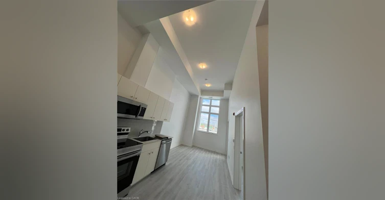 111-101 Golden Eagle Road, Waterloo, ON, N2V 1C3 - 13