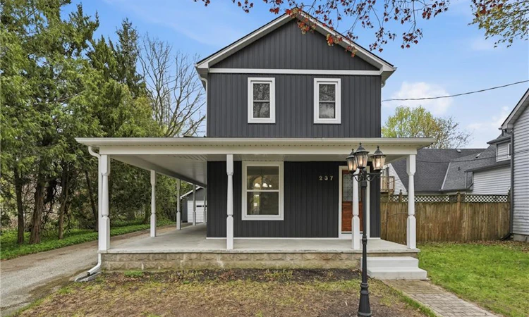 237 Main Street E