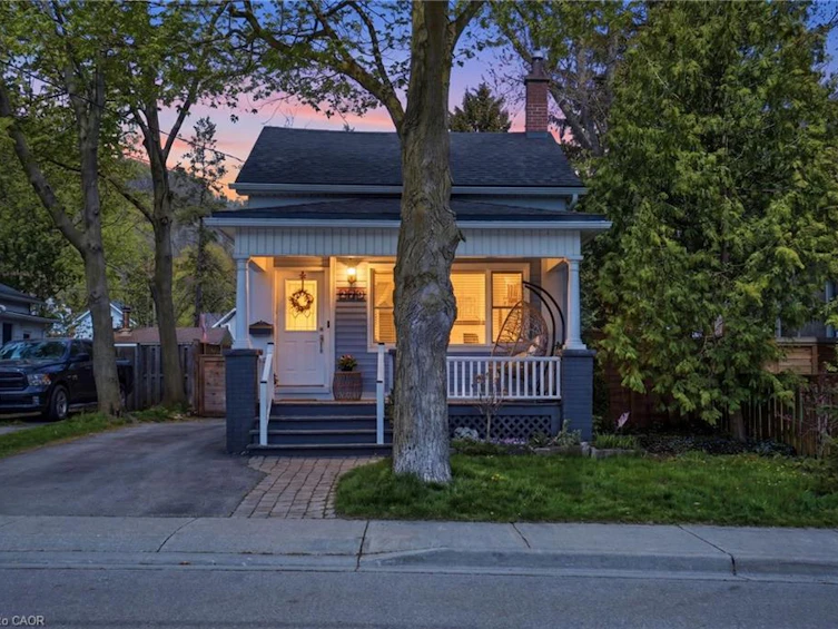 279 Park Street W, Hamilton, ON, L9H 1Y6 - 32