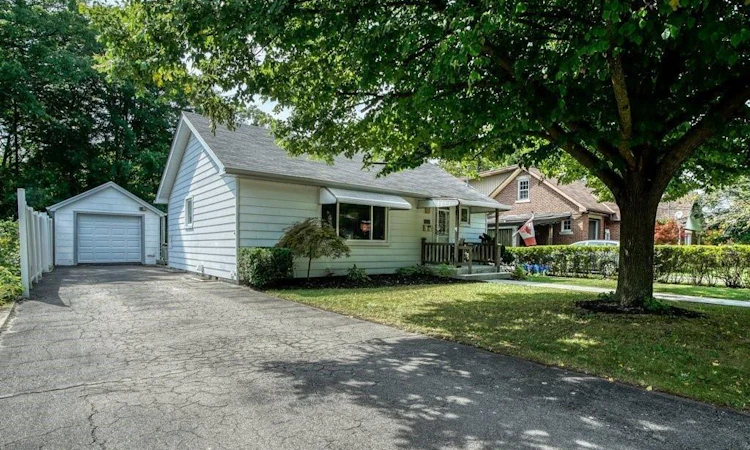 102 Kribs Street