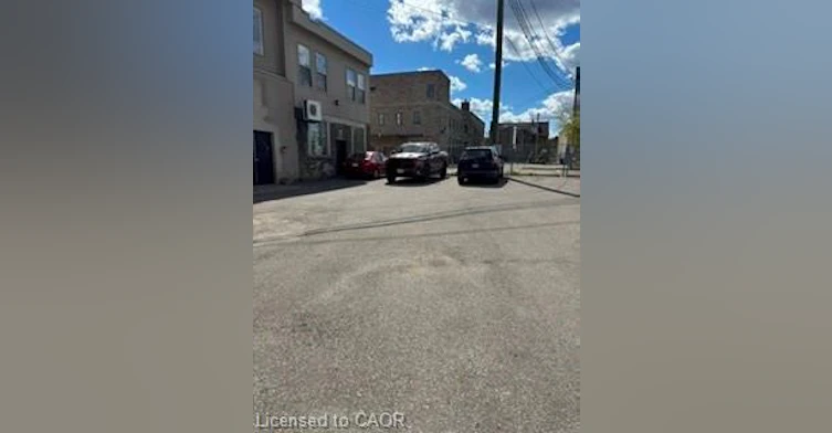 203-20 Dickson Street, Cambridge, ON, N1R 1T4 - 12