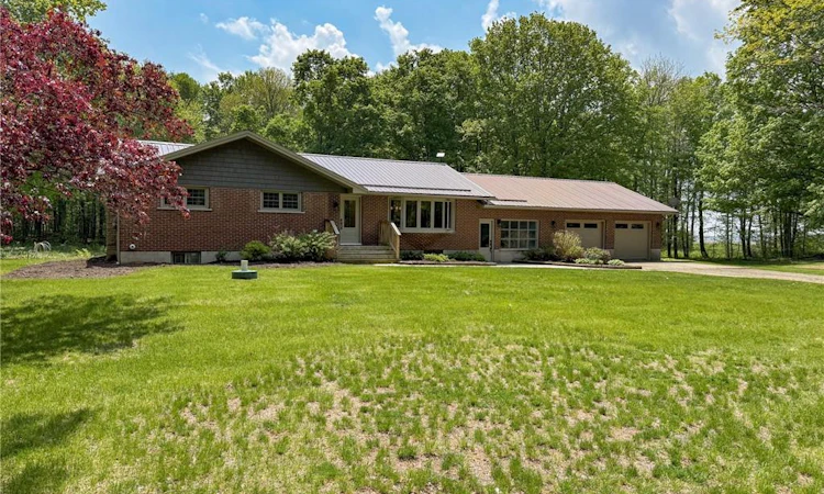 890 3rd Concession Road