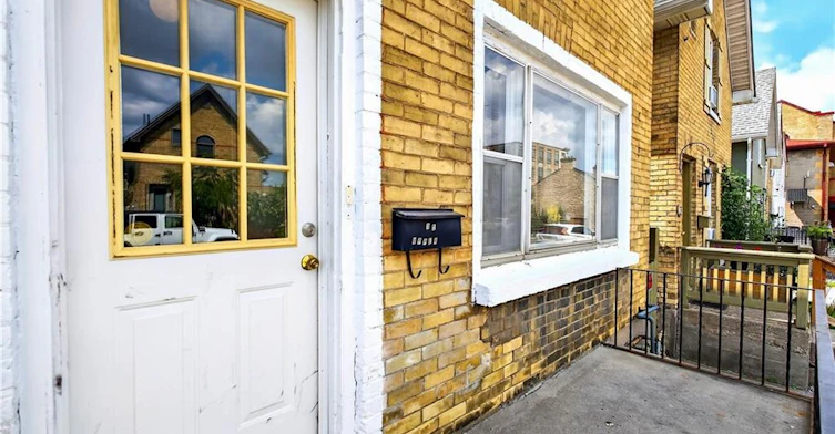 Upper-15 Warnock Street, Cambridge, ON, N1R 2A7 - 3