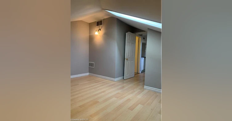 7-81 Dundas Street, Hamilton, ON, L9H 7T5 - 7