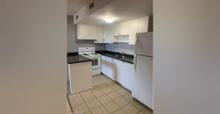 7-81 Dundas Street, Hamilton, ON, L9H 7T5