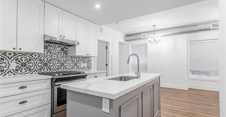 103-27 Bold Street, Hamilton, ON, L8P 1T3 - 9