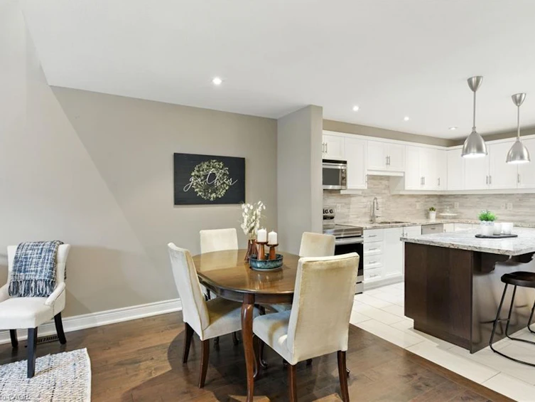 4 Burgundy Grove, Hamilton, ON, L9K 0E7 - 13