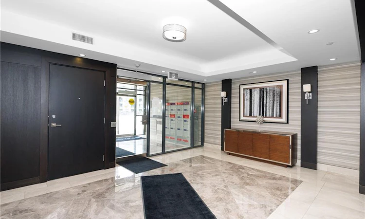 428-101 Shoreview Place