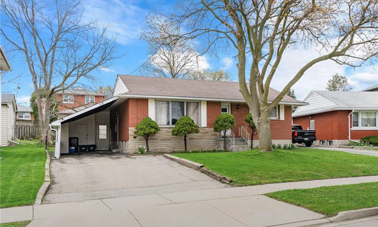 113 Plymouth Road