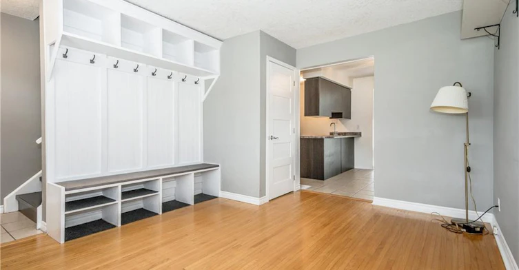1027 Bernhardt Street, Cambridge, ON, N3H 2X9 - 9