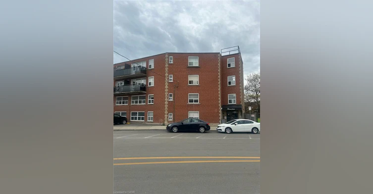 8-2 Grant Boulevard, Hamilton, ON, L9H 4L4