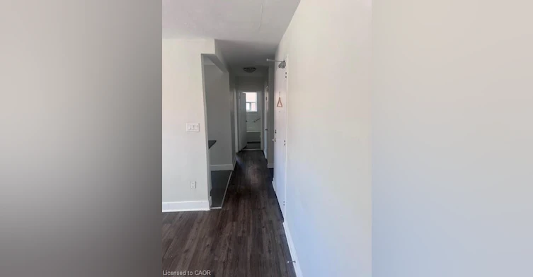 8-2 Grant Boulevard, Hamilton, ON, L9H 4L4 - 3