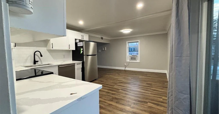 773 Lawrence Road, Hamilton, ON, L8K 1Z7 - 4