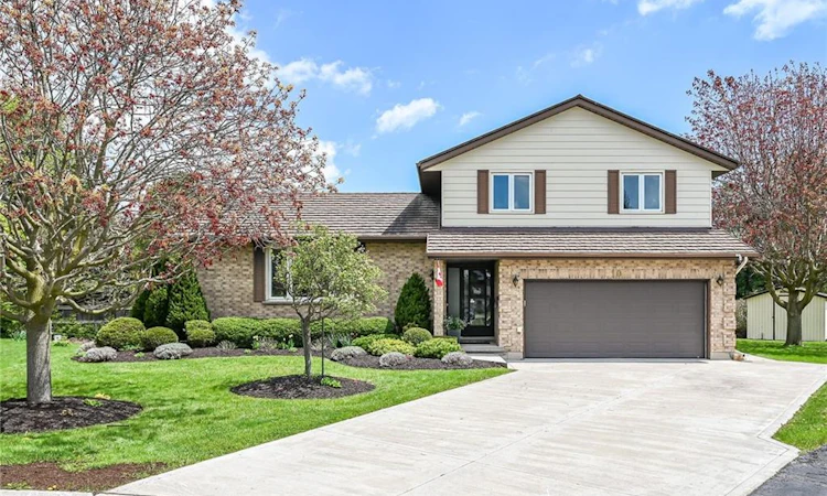 10 Normandy Court