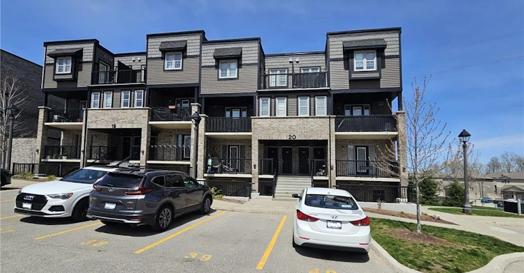 20B-1989 Ottawa Street S, Kitchener, ON, N2E 0G7