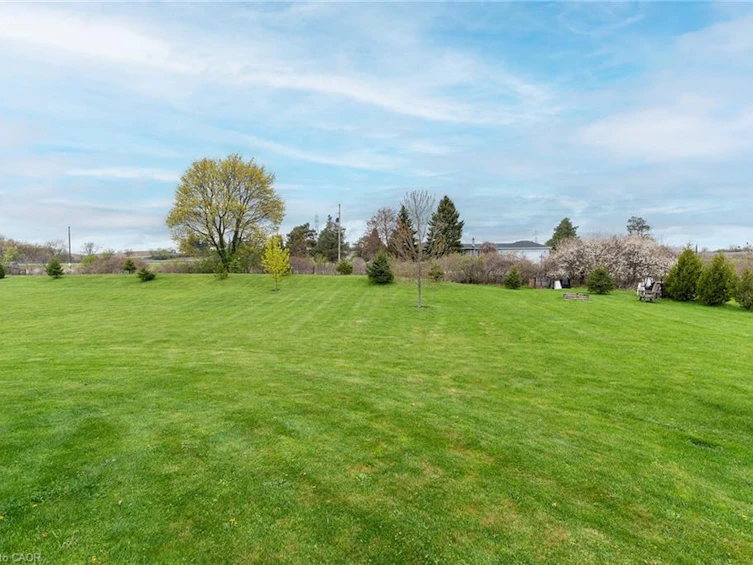 6 Macneil Court, Brant, ON, N3S 0G3 - 29