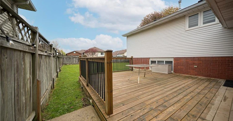 LOWER-53 Memorial Drive, Brantford, ON, N3R 5S2 - 16