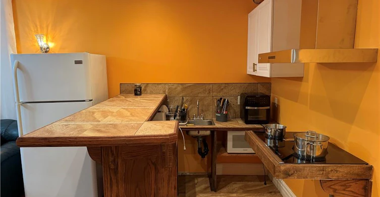 2 Pineridge Drive, Hamilton, ON, L9A 5K2 - 3