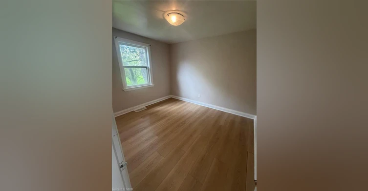 33 Stone Church Road W, Hamilton, ON, L9B 1A1 - 6