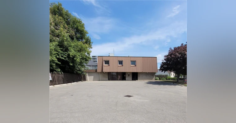 3-325 Fairview Drive, Brantford, ON, N3R 2X3