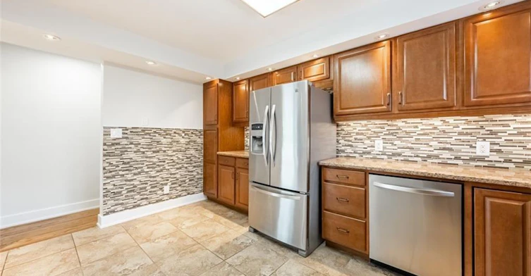 Upper-172 Fennell Avenue E, Hamilton, ON, L9A 1S3 - 12