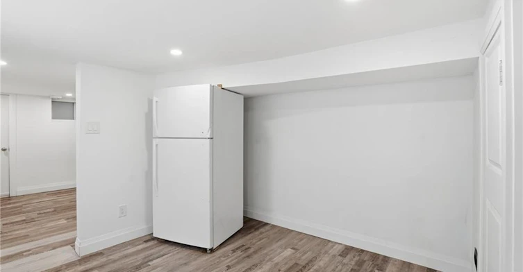 Lower-40 Garfield Avenue N, Hamilton, ON, L8M 2R6 - 11