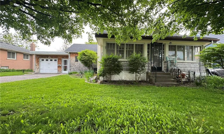 186 Norwich Avenue