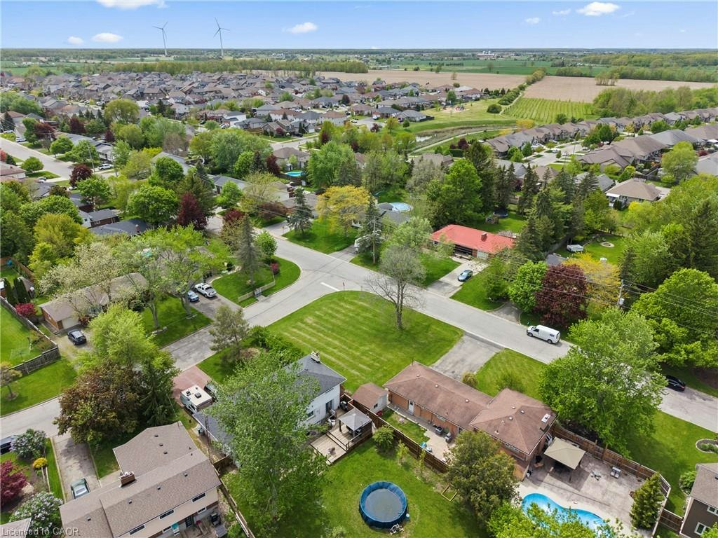 36 Wallis Avenue, West Lincoln, ON, L0R 2A0