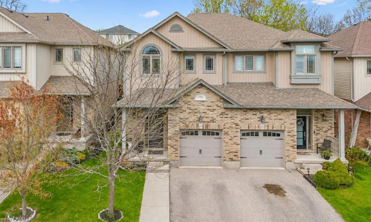 144 Kemp Crescent