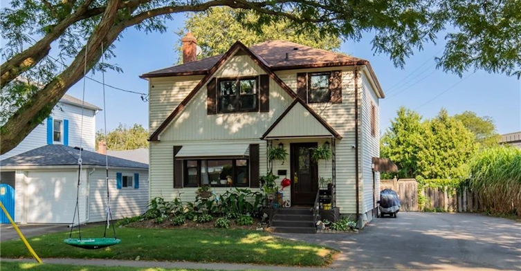 C-2 Thorndale Avenue, St. Catharines, ON, L2R 6A3 - 2