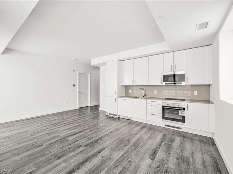 301-7549A Kalar Road, Niagara Falls, ON, L2H 3W6 - 23