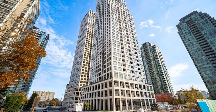 3701-36 Elm Drive, Mississauga, ON, L5B 0N3 - 2