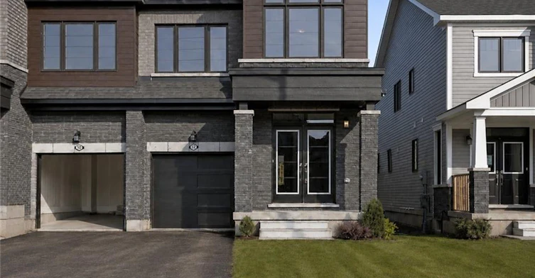 12 Blackberry Lane, Thorold, ON, L3B 0L3