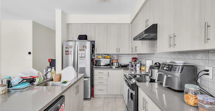 12 Blackberry Lane, Thorold, ON, L3B 0L3 - 10