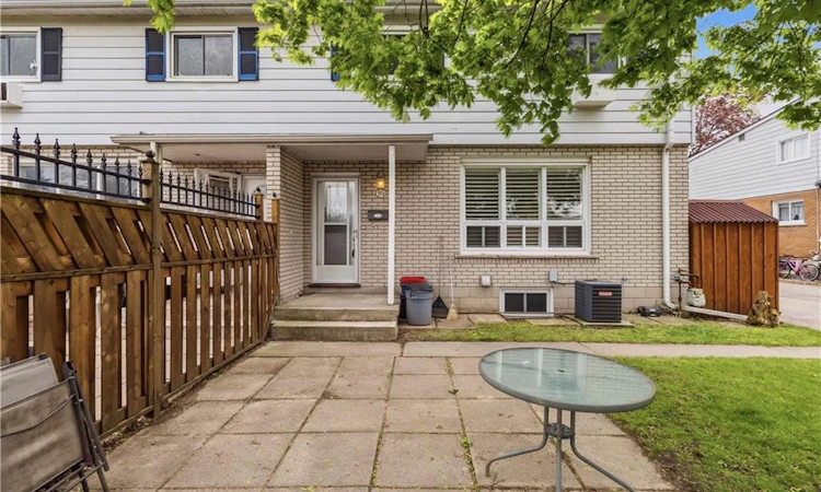 C-51 Metcalfe Crescent