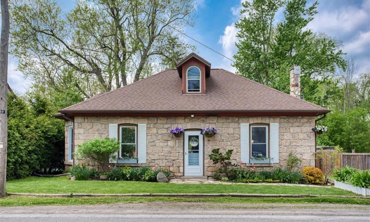 1539 Brock Road