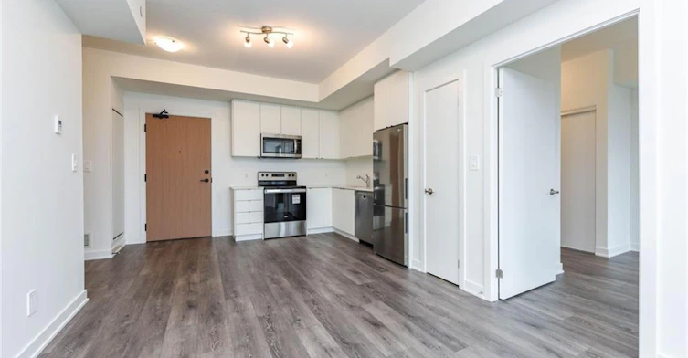 603-1440 Clarriage Court, Milton, ON, L9E 1B3 - 16