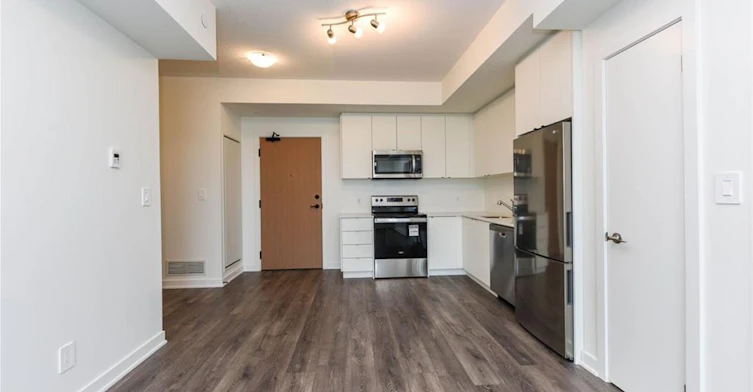 603-1440 Clarriage Court, Milton, ON, L9E 1B3 - 8