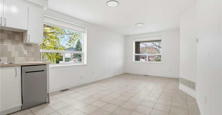 MAIN FLOOR-1049 Glencairn Avenue, Toronto, ON, M6B 2B1 - 5