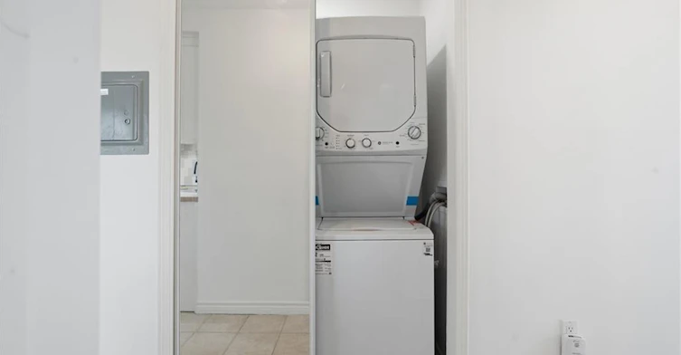 MAIN FLOOR-1049 Glencairn Avenue, Toronto, ON, M6B 2B1 - 12