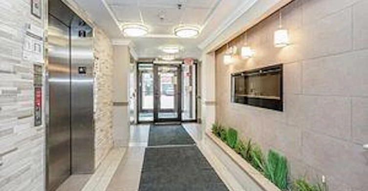 203-70 Baycliffe Crescent, Brampton, ON, L7A 0Z5 - 3