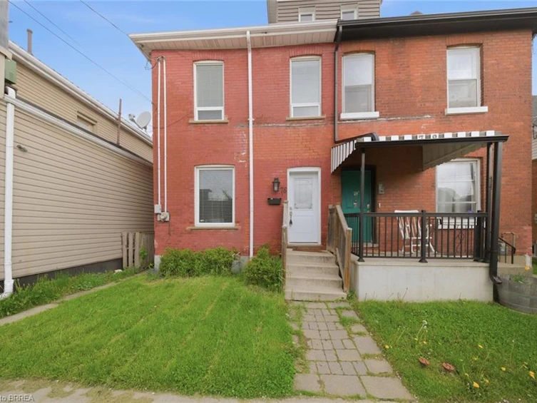 76 Grey Street, Brantford, ON, N3T 2T5 - 2