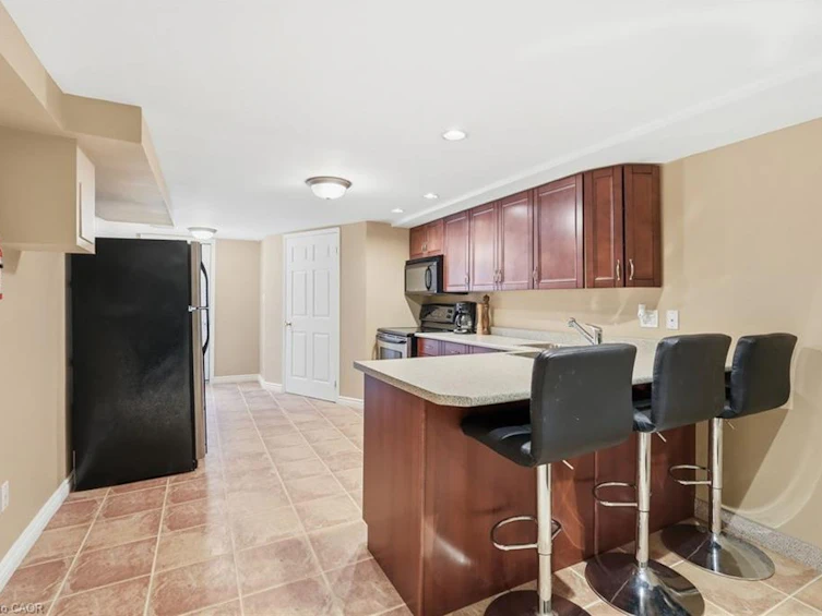 6 Vanstraalen Street, Hamilton, ON, L0R 1H3 - 38