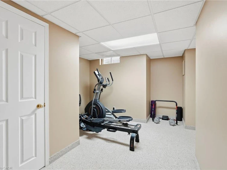 6 Vanstraalen Street, Hamilton, ON, L0R 1H3 - 34